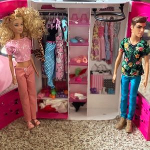 BARBIE CLOSET WITH KEN